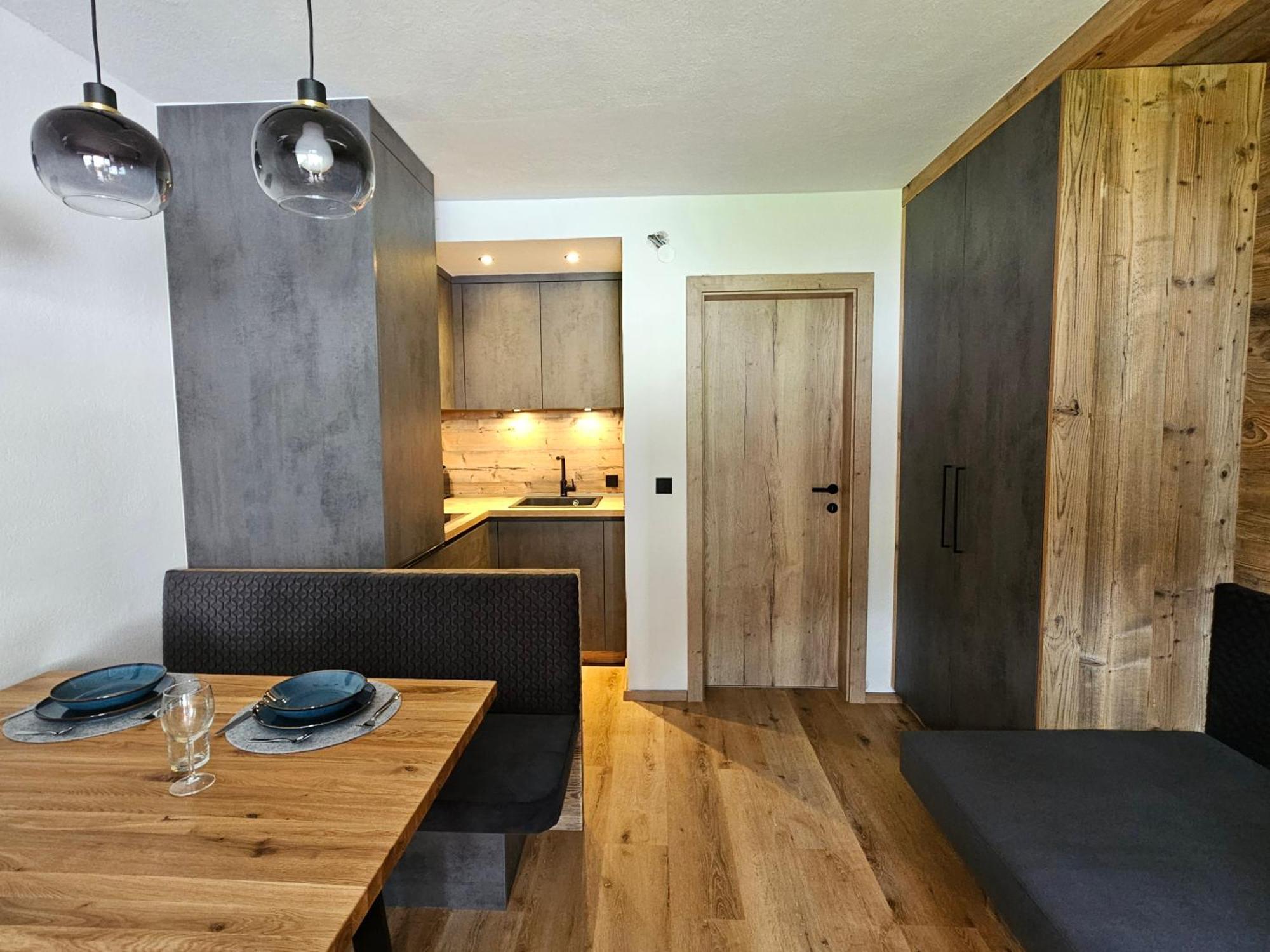 Roasthof Apartments Neustift im Stubaital Exteriör bild